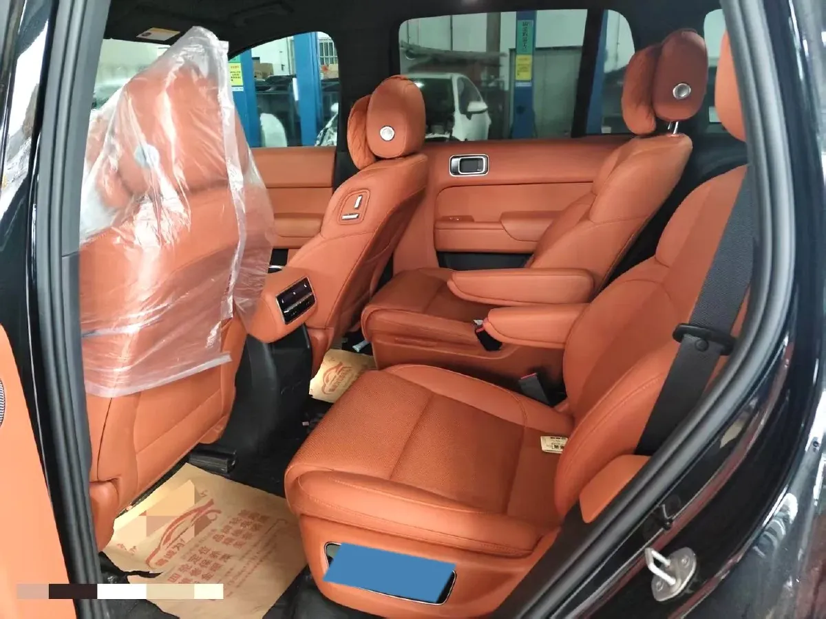 2023 Li L8 Range Extended 154HP REEV 40.9KWH,autocango,china used car exporter,china ev exporter,chinese used car exporter,chinese used ev exporter