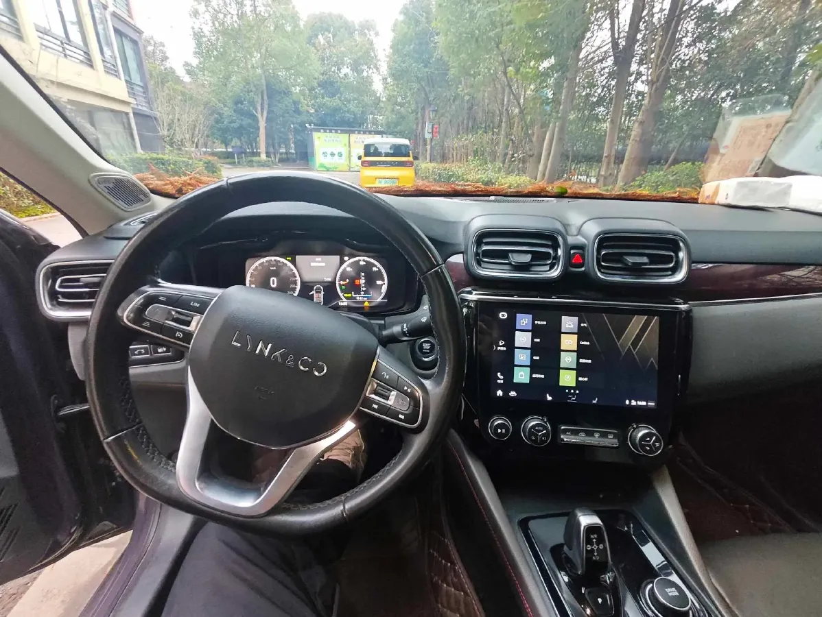 2021 LYNK&CO 02 New Energy 1.5T 180HP L3 7DCT PHEV 9.4KWH,autocango,china used car exporter,china ev exporter,chinese used car exporter,chinese used ev exporter