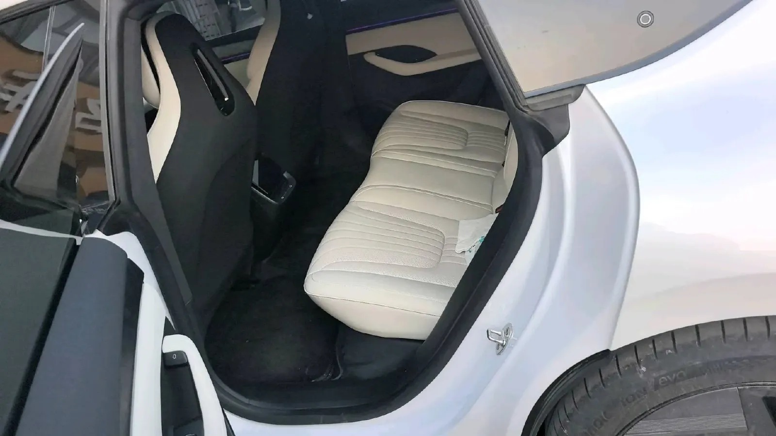 2024 JiYue 07 BEV 71.4KWH,autocango,china used car exporter,china ev exporter,chinese used car exporter,chinese used ev exporter