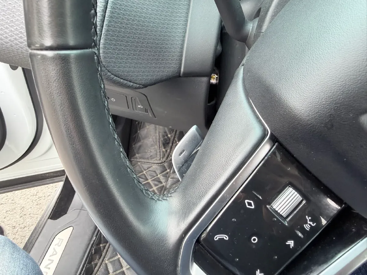 2022 Land Rover Range Rover Velar 2.0T 250HP L4 8AT,autocango,china used car exporter,china ev exporter,chinese used car exporter,chinese used ev exporter