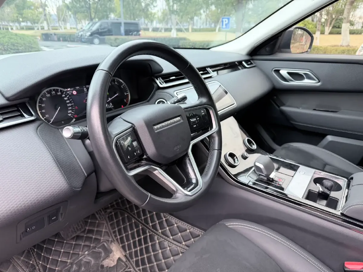 2022 Land Rover Range Rover Velar 2.0T 250HP L4 8AT,autocango,china used car exporter,china ev exporter,chinese used car exporter,chinese used ev exporter