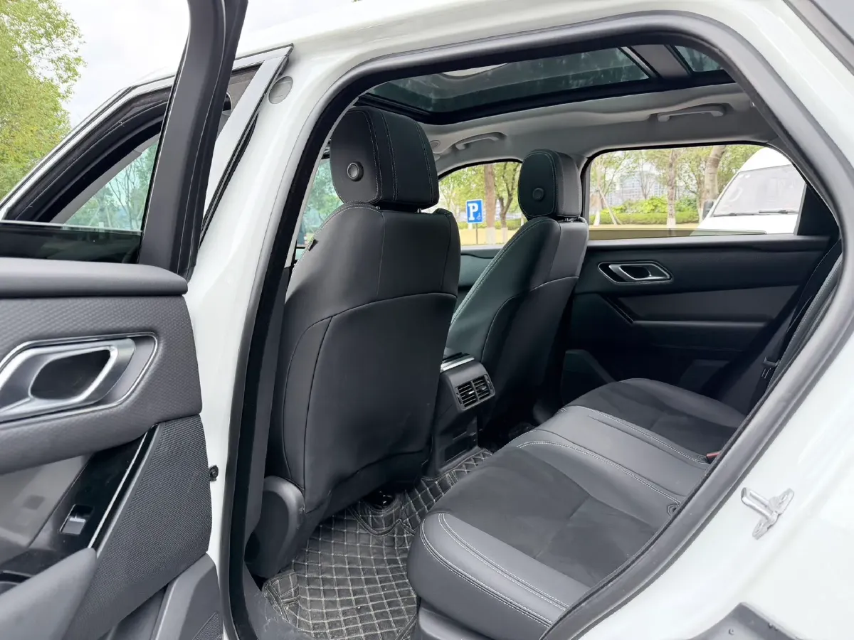 2022 Land Rover Range Rover Velar 2.0T 250HP L4 8AT,autocango,china used car exporter,china ev exporter,chinese used car exporter,chinese used ev exporter