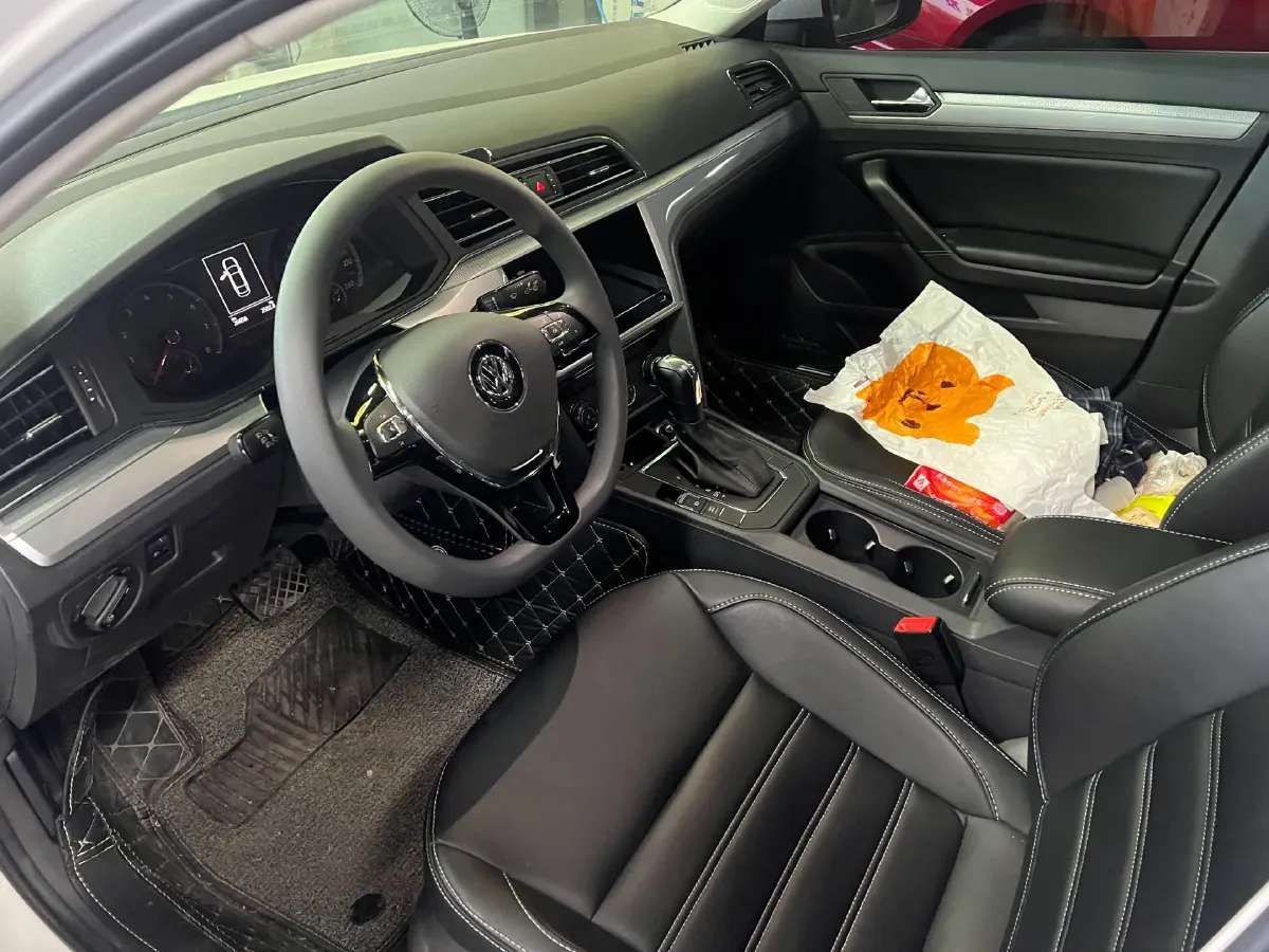 2019 Volkswagen Lamando 1.4T 131HP L4 7DCT,autocango,china used car exporter,china ev exporter,chinese used car exporter,chinese used ev exporter