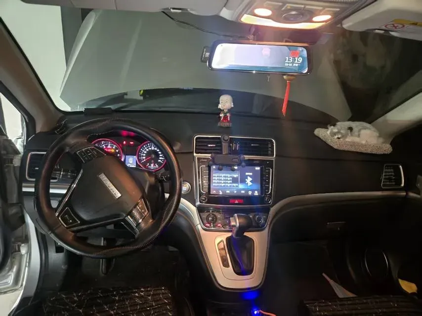 2019 Haval M6 1.5T 150HP L4 7DCT,autocango,china used car exporter,china ev exporter,chinese used car exporter,chinese used ev exporter