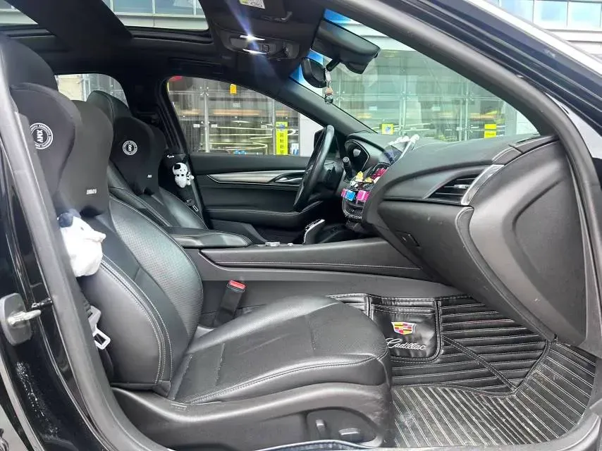 2020 Cadillac CT5 2.0T 237HP L4 10AT,autocango,china used car exporter,china ev exporter,chinese used car exporter,chinese used ev exporter