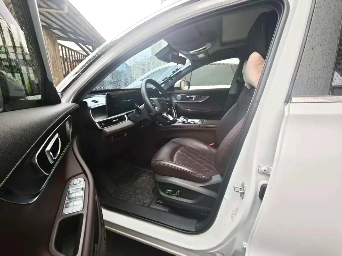 2022 Chery Tiggo 8 PRO 2.0T 254HP L4 7DCT,autocango,china used car exporter,china ev exporter,chinese used car exporter,chinese used ev exporter