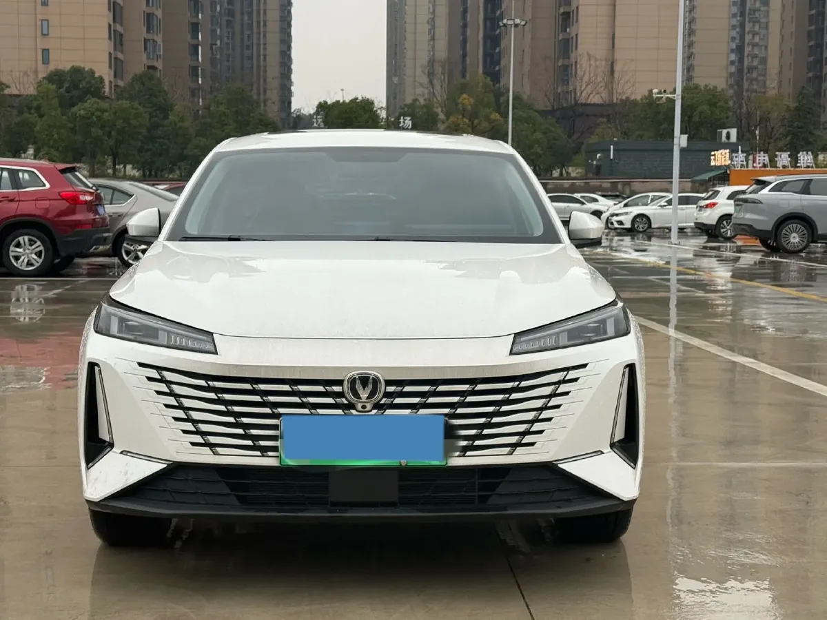 2025 ChangAn EadoPHEV 1.5L 98HP L4 E-CVT PHEV,autocango,china used car exporter,china ev exporter,chinese used car exporter,chinese used ev exporter