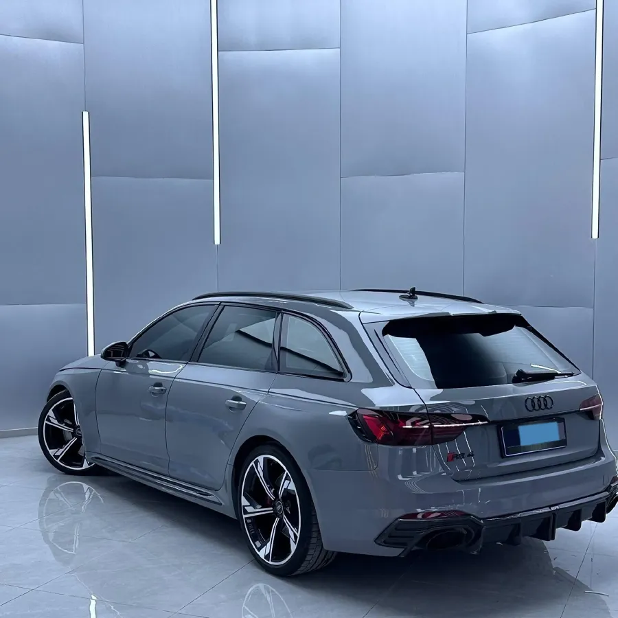 2023 Audi RS 4 2.9T 450HP V6 8AT,autocango,china used car exporter,china ev exporter,chinese used car exporter,chinese used ev exporter