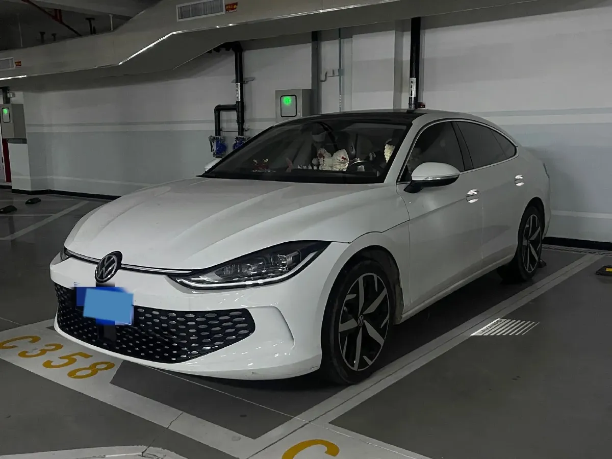 2024 Volkswagen Lamando 1.4T 150HP L4 7DCT,autocango,china used car exporter,china ev exporter,chinese used car exporter,chinese used ev exporter