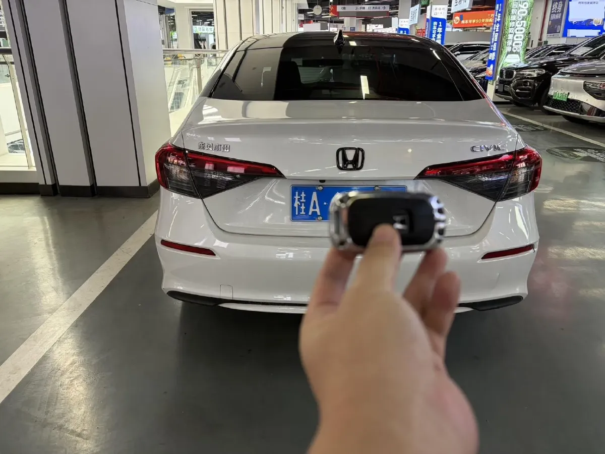 2023 Honda Civic 1.5T 182HP L4 CVT,autocango,china used car exporter,china ev exporter,chinese used car exporter,chinese used ev exporter