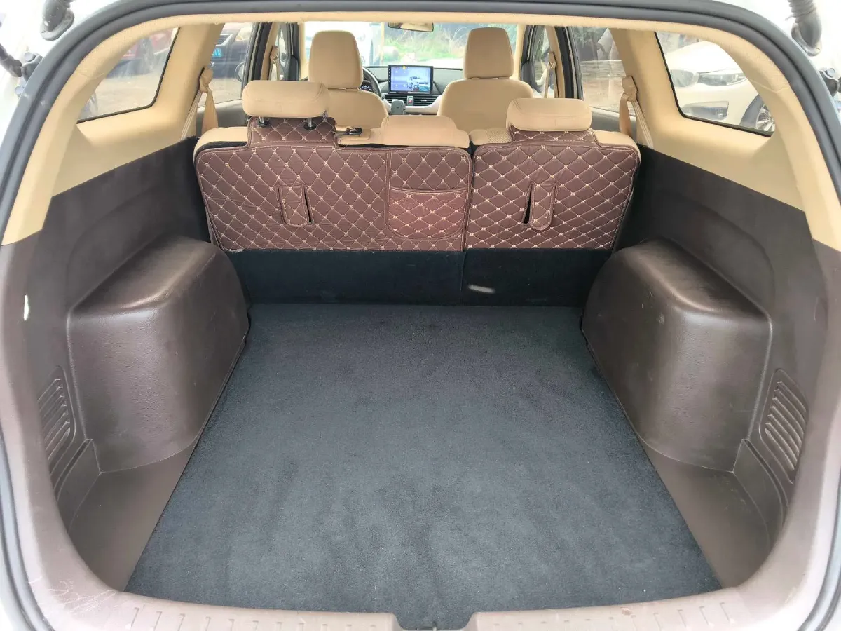 2017 BaoJun 310W 1.5L 112HP L4 6MT,autocango,china used car exporter,china ev exporter,chinese used car exporter,chinese used ev exporter