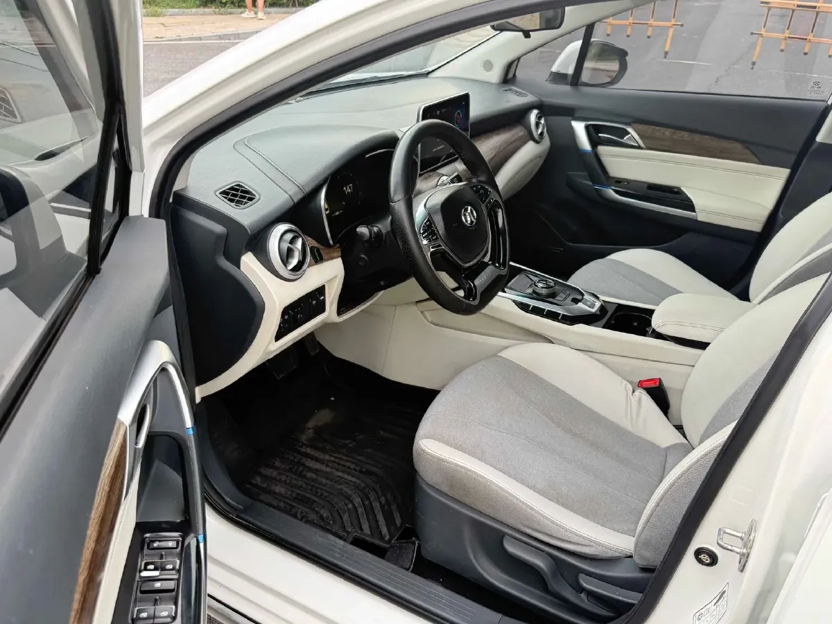 2018 BeiJing Auto EU5 BEV 53.66KWH,autocango,china used car exporter,china ev exporter,chinese used car exporter,chinese used ev exporter