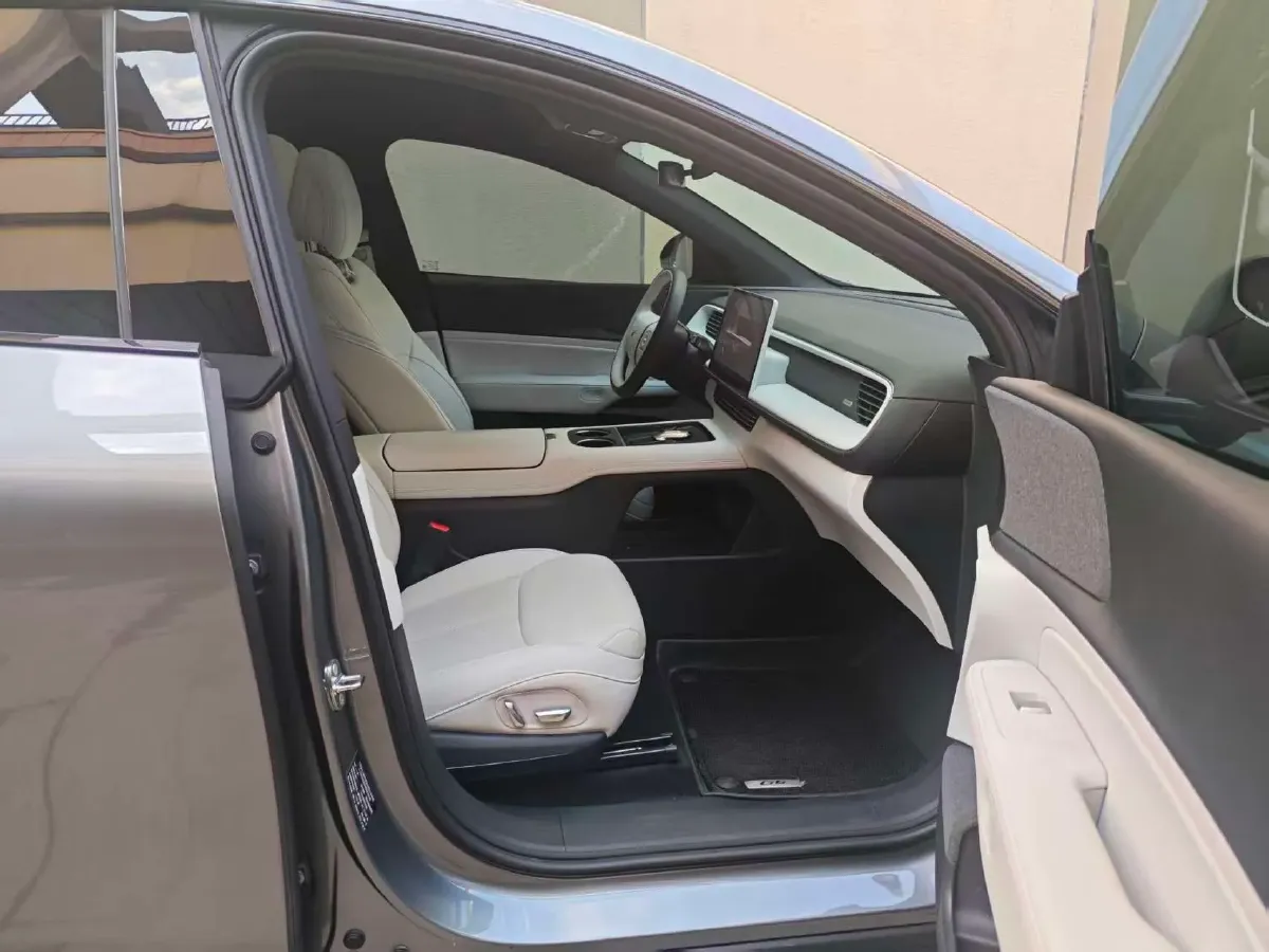 2023 Xpeng G6 BEV 87.5KWH,autocango,china used car exporter,china ev exporter,chinese used car exporter,chinese used ev exporter