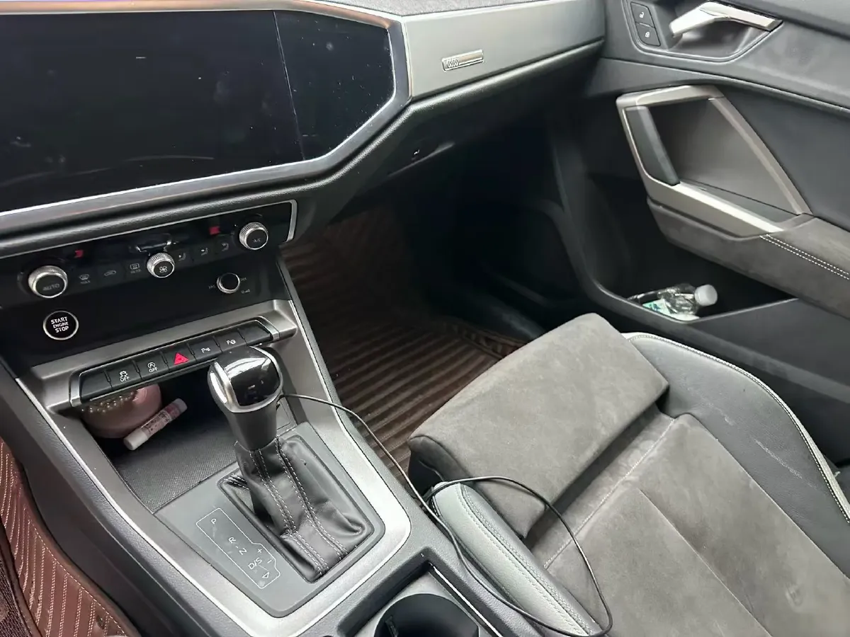 2021 Audi Q3 1.4T 150HP L4 7DCT,autocango,china used car exporter,china ev exporter,chinese used car exporter,chinese used ev exporter