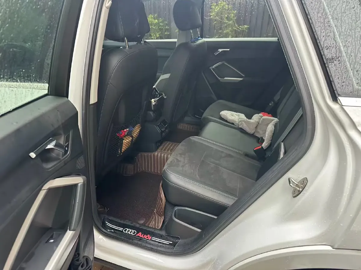 2021 Audi Q3 1.4T 150HP L4 7DCT,autocango,china used car exporter,china ev exporter,chinese used car exporter,chinese used ev exporter