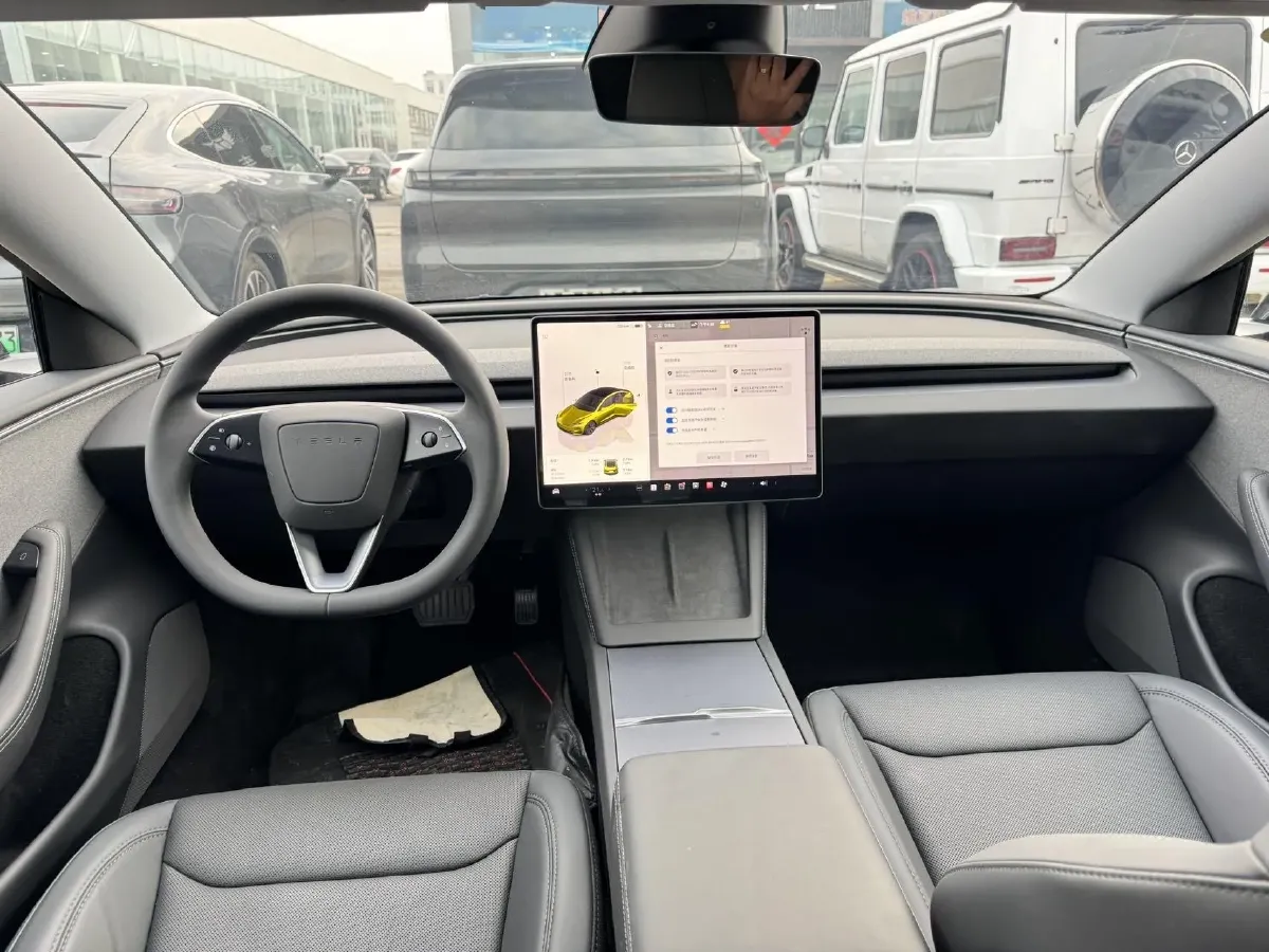 2025 Tesla Model 3 BEV 62.5KWH,autocango,china used car exporter,china ev exporter,chinese used car exporter,chinese used ev exporter