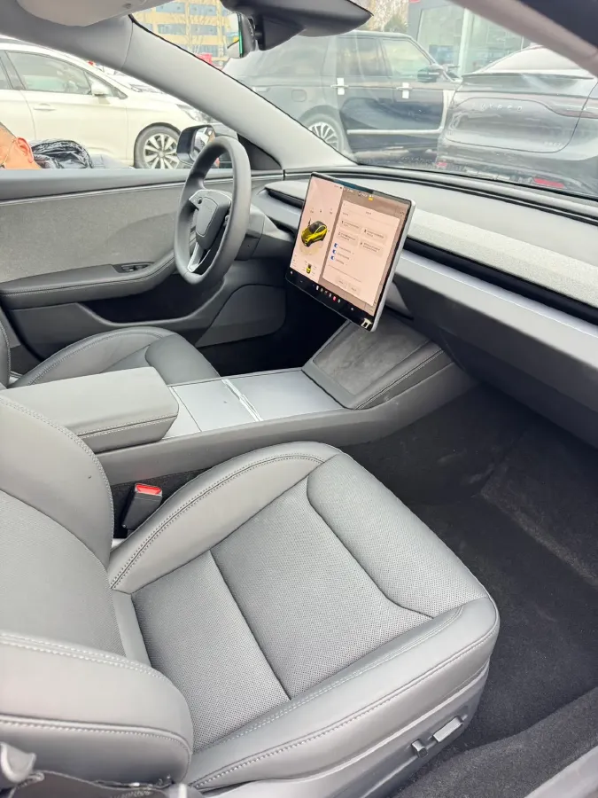 2025 Tesla Model 3 BEV 62.5KWH,autocango,china used car exporter,china ev exporter,chinese used car exporter,chinese used ev exporter