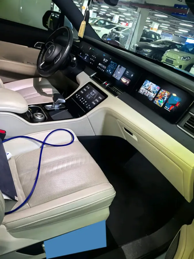 2020 Li ONE Range Extended 131HP REEV 40.5KWH,autocango,china used car exporter,china ev exporter,chinese used car exporter,chinese used ev exporter