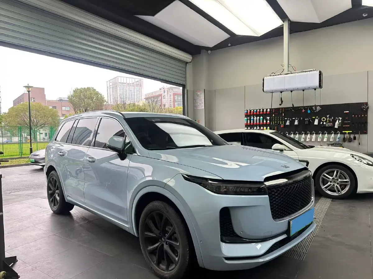 2020 Li ONE Range Extended 131HP REEV 40.5KWH,autocango,china used car exporter,china ev exporter,chinese used car exporter,chinese used ev exporter