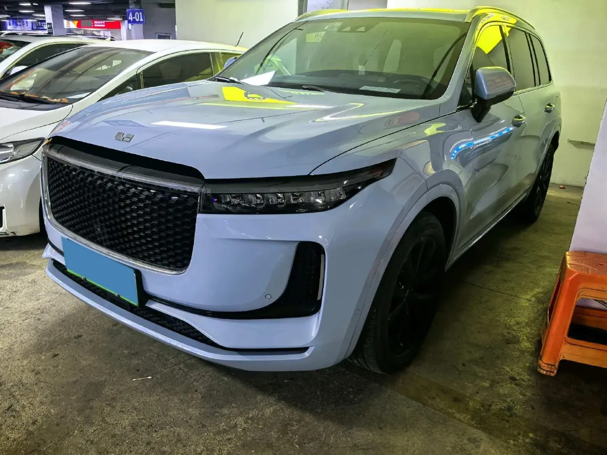 2020 Li ONE Range Extended 131HP REEV 40.5KWH,autocango,china used car exporter,china ev exporter,chinese used car exporter,chinese used ev exporter