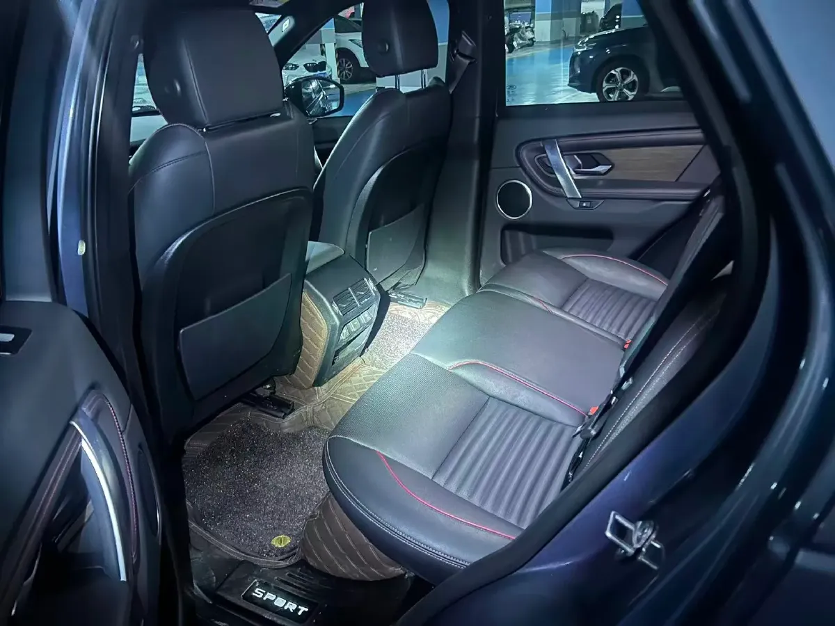 2021 Land Rover Discovery Sport 2.0T 249HP L4 9AT,autocango,china used car exporter,china ev exporter,chinese used car exporter,chinese used ev exporter