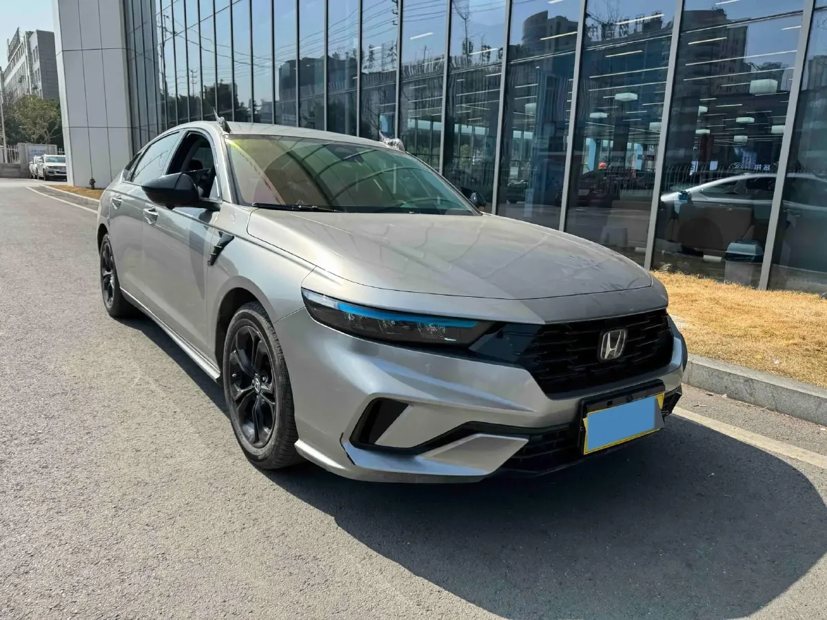 2025 Honda Accord 1.5T 192HP L4 CVT,autocango,china used car exporter,china ev exporter,chinese used car exporter,chinese used ev exporter