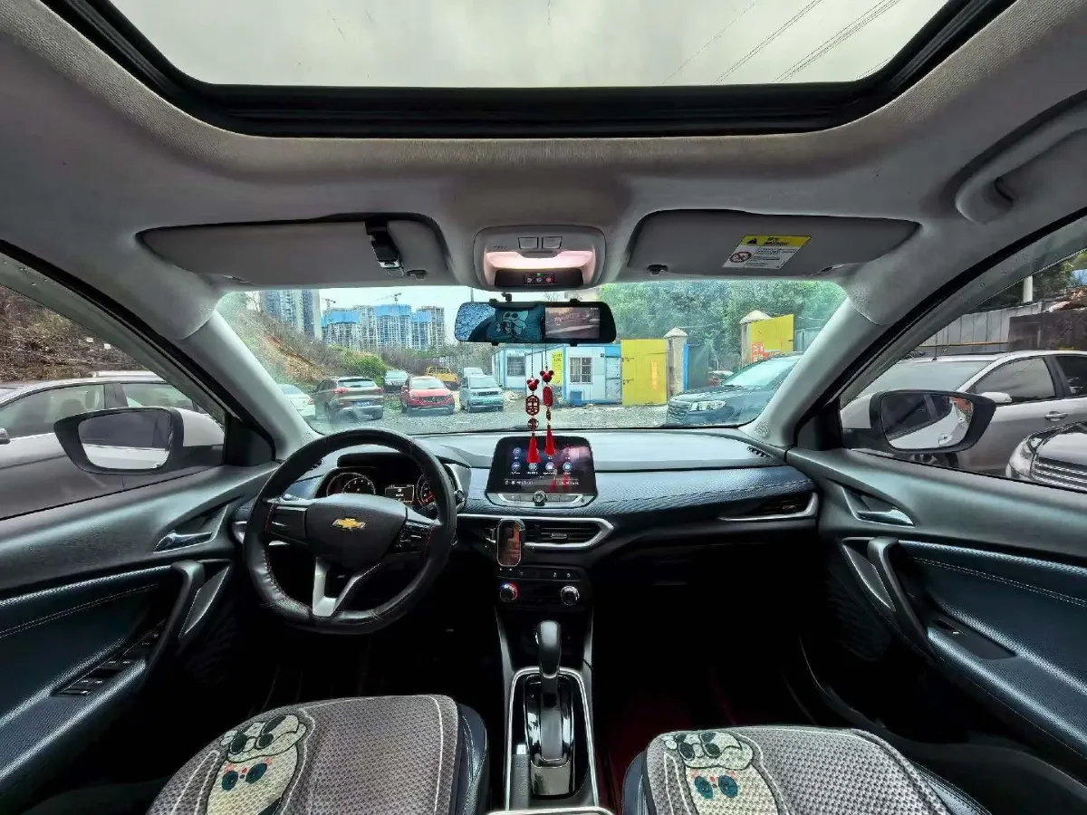 2021 Chevrolet Trax 1.0T 125HP L3 6AT,autocango,china used car exporter,china ev exporter,chinese used car exporter,chinese used ev exporter