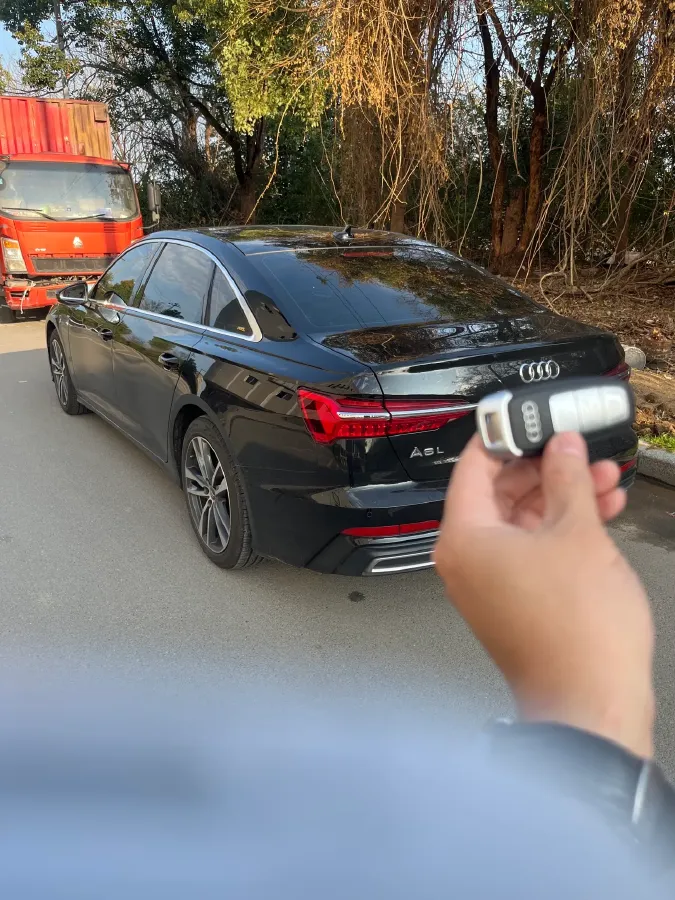 2019 Mercedes-Benz E Class 1.5T 184HP L4 9AT,autocango,china used car exporter,china ev exporter,chinese used car exporter,chinese used ev exporter