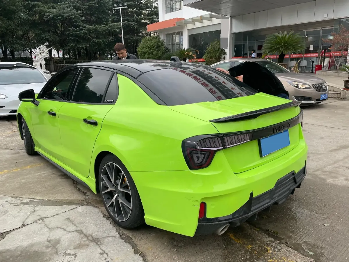 2018 Toyota C-HR 2.0L 171HP L4 CVT,autocango,china used car exporter,china ev exporter,chinese used car exporter,chinese used ev exporter