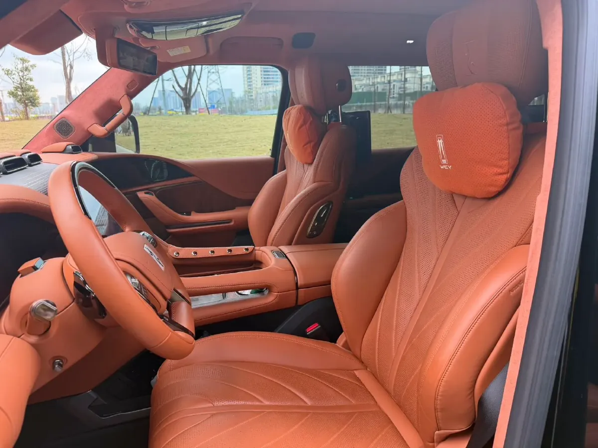 2023 YangWang U8 2.0T 272HP L4 REEV 49.05KWH,autocango,china used car exporter,china ev exporter,chinese used car exporter,chinese used ev exporter