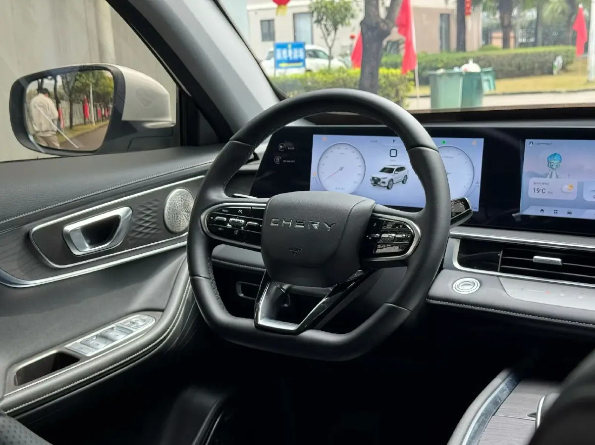 2024 Chery Tiggo 8 PRO 1.6T 197HP L4 7DCT,autocango,china used car exporter,china ev exporter,chinese used car exporter,chinese used ev exporter