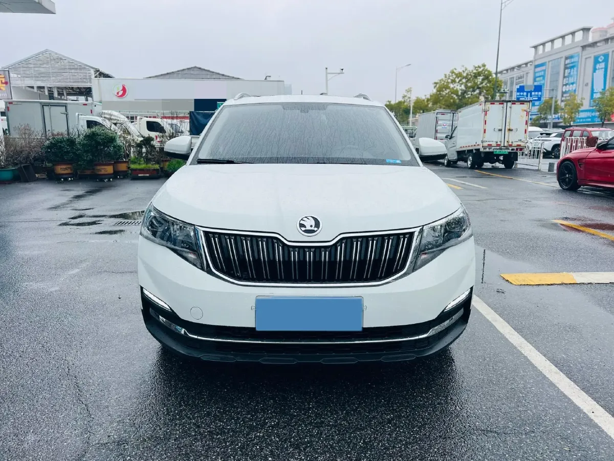 2023 Skoda Kamiq 1.5L 109HP L4 6AT,autocango,china used car exporter,china ev exporter,chinese used car exporter,chinese used ev exporter