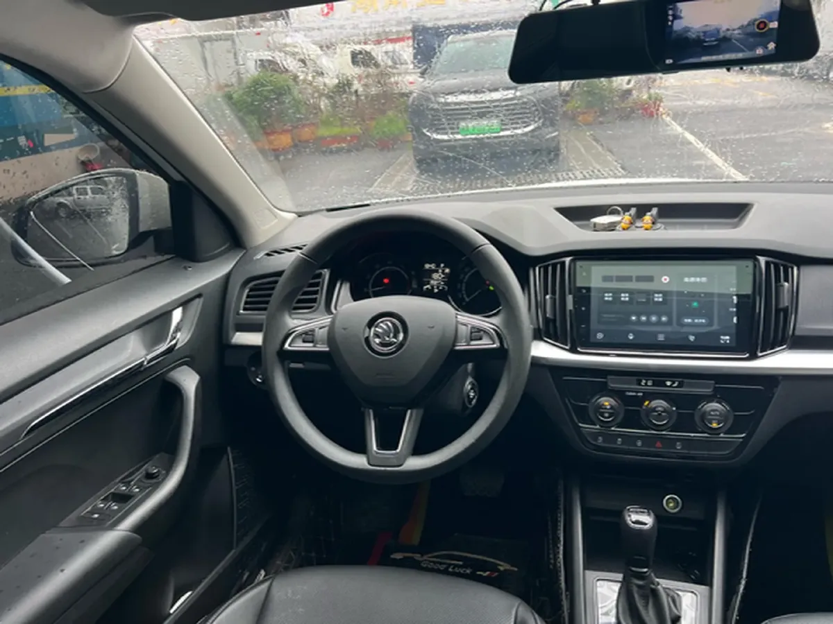 2023 Skoda Kamiq 1.5L 109HP L4 6AT,autocango,china used car exporter,china ev exporter,chinese used car exporter,chinese used ev exporter