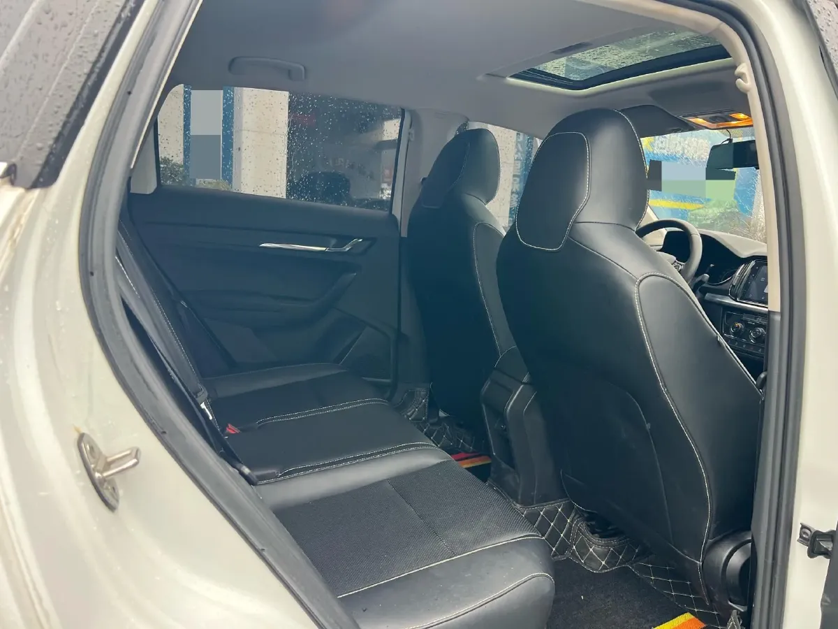 2023 Skoda Kamiq 1.5L 109HP L4 6AT,autocango,china used car exporter,china ev exporter,chinese used car exporter,chinese used ev exporter