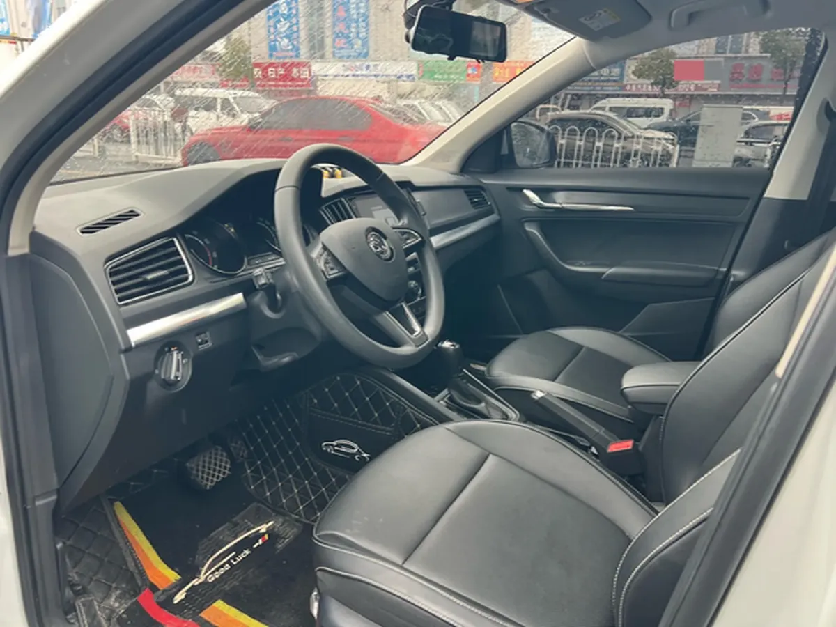 2023 Skoda Kamiq 1.5L 109HP L4 6AT,autocango,china used car exporter,china ev exporter,chinese used car exporter,chinese used ev exporter