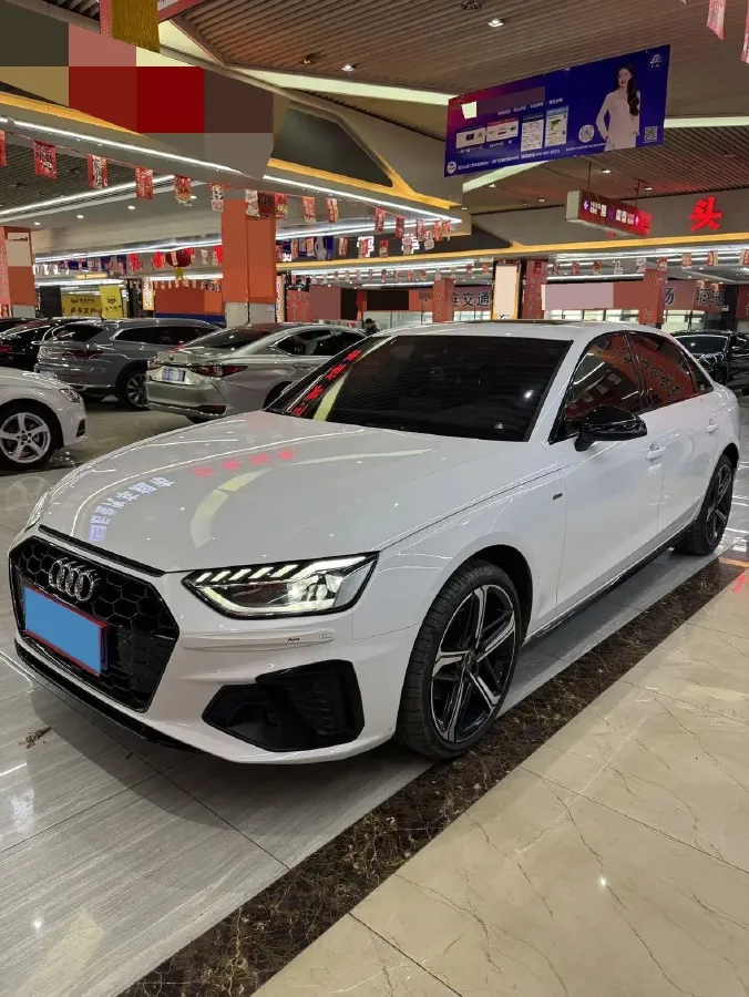 2024 Audi A4L 2.0T 190HP L4 7DCT,autocango,china used car exporter,china ev exporter,chinese used car exporter,chinese used ev exporter