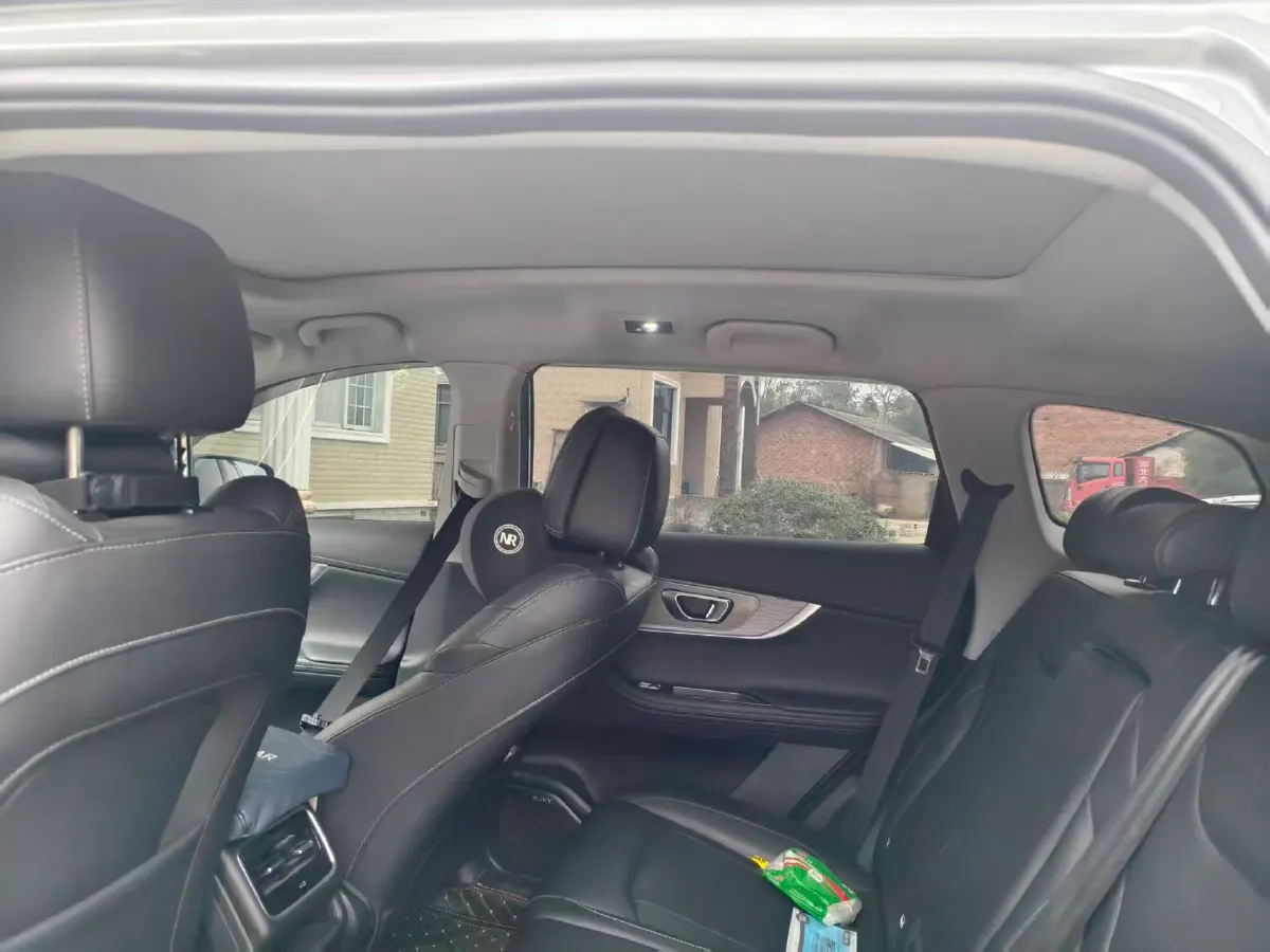 2024 Chery Tiggo 8 Plus 1.6T 197HP L4 7DCT,autocango,china used car exporter,china ev exporter,chinese used car exporter,chinese used ev exporter