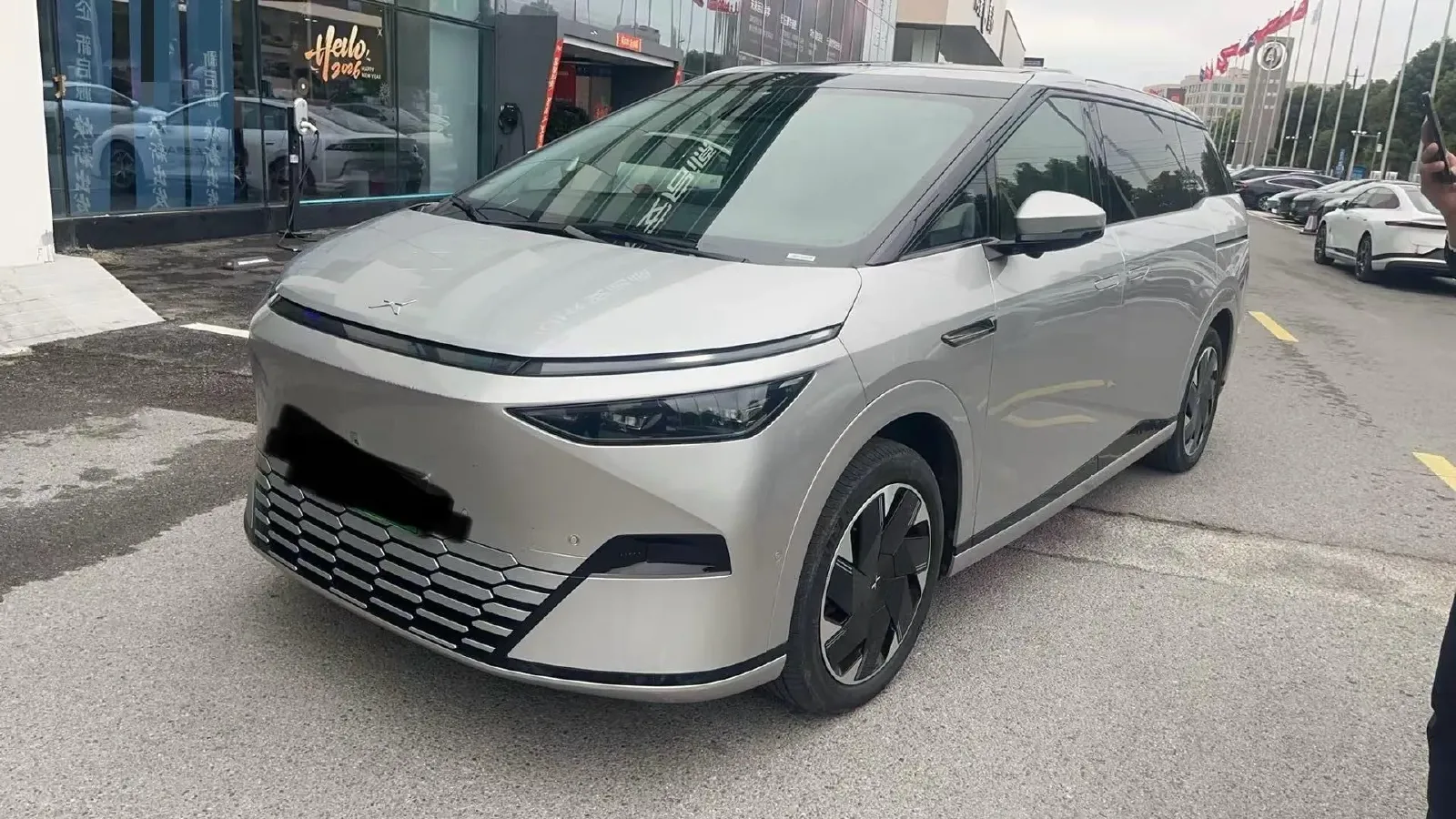 2024 Xpeng X9 BEV 101.5KWH,autocango,china used car exporter,china ev exporter,chinese used car exporter,chinese used ev exporter