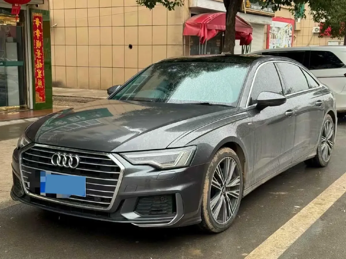 2022 Audi A6L 2.0T 224HP L4 7DCT,autocango,china used car exporter,china ev exporter,chinese used car exporter,chinese used ev exporter