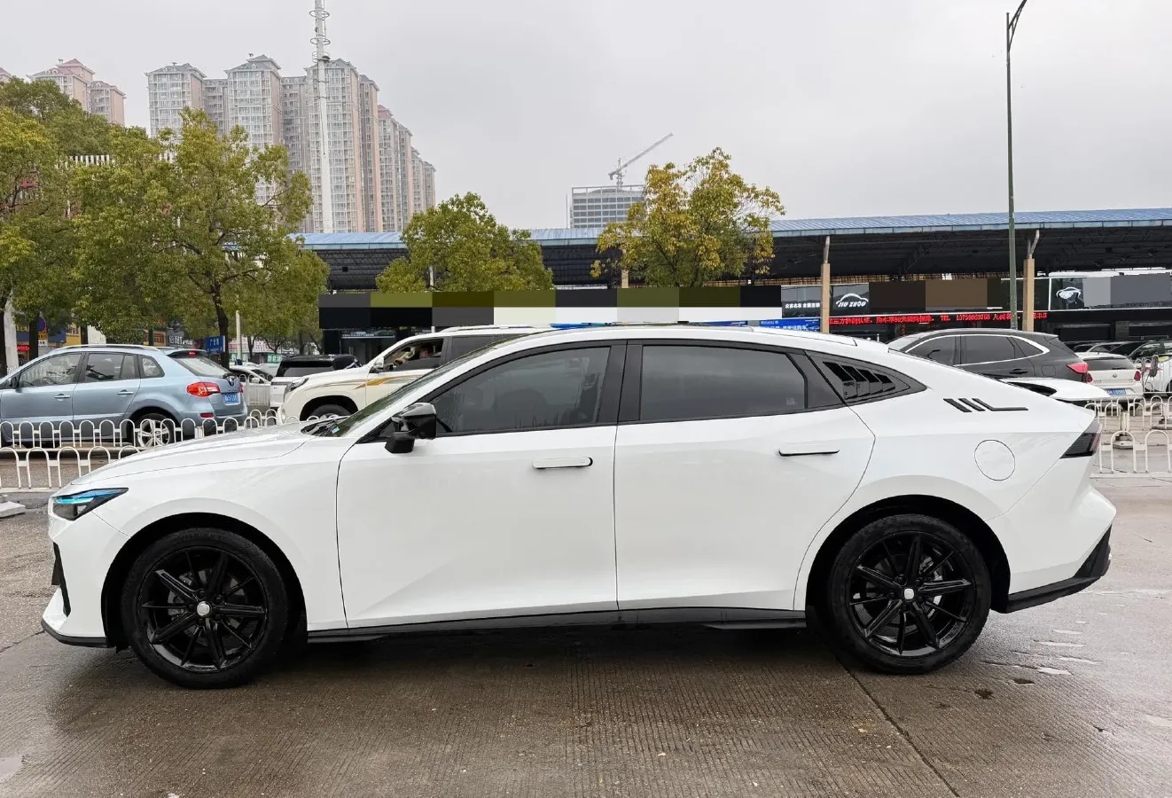 2022 ChangAn UNI-V 1.5T 188HP L4 7DCT,autocango,china used car exporter,china ev exporter,chinese used car exporter,chinese used ev exporter