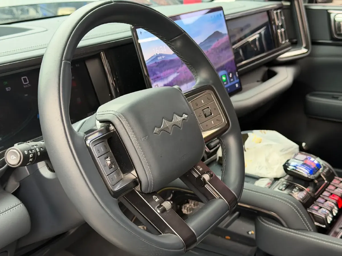 2023 FangChengBao Bao 5 1.5T 194HP L4 E-CVT PHEV 31.8KWH,autocango,china used car exporter,china ev exporter,chinese used car exporter,chinese used ev exporter