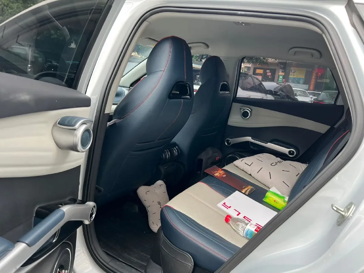 2022 Hycan Z03 BEV 64.23KWH,autocango,china used car exporter,china ev exporter,chinese used car exporter,chinese used ev exporter