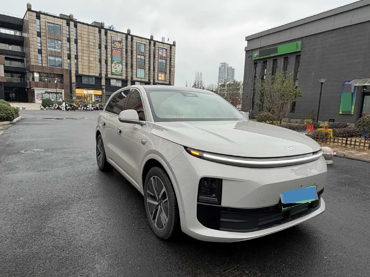 2024 Li L6 Range Extended 154HP L4 REEV 36.8KWH,autocango,china used car exporter,china ev exporter,chinese used car exporter,chinese used ev exporter