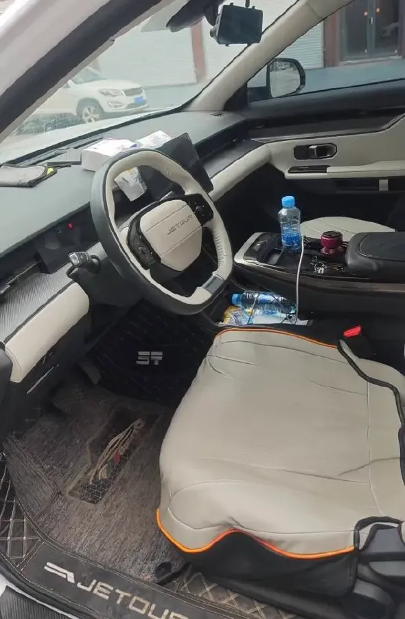 2022 Jetour DASHING 1.6T 197HP L4 7DCT,autocango,china used car exporter,china ev exporter,chinese used car exporter,chinese used ev exporter