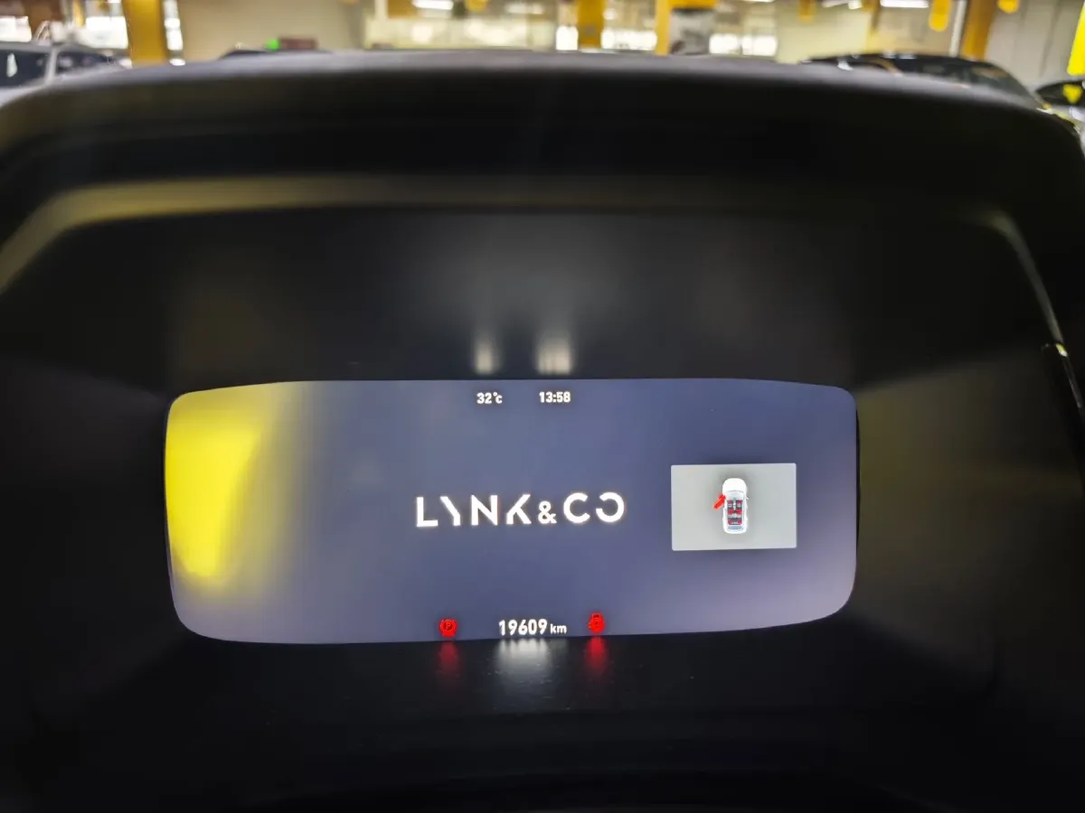 2023 LYNK&CO 06 1.5T 181HP L4 7DCT,autocango,china used car exporter,china ev exporter,chinese used car exporter,chinese used ev exporter