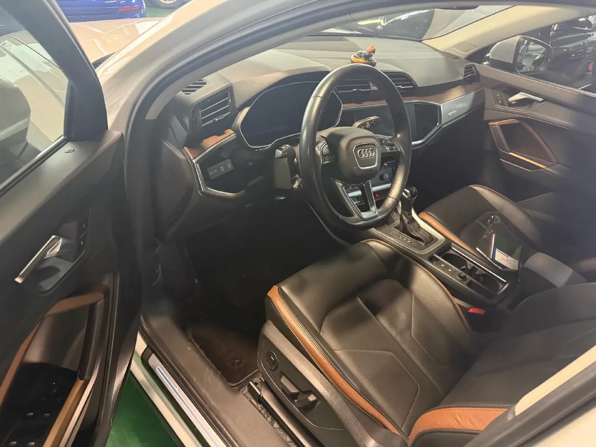 2021 Audi Q3 1.4T 150HP L4 7DCT,autocango,china used car exporter,china ev exporter,chinese used car exporter,chinese used ev exporter