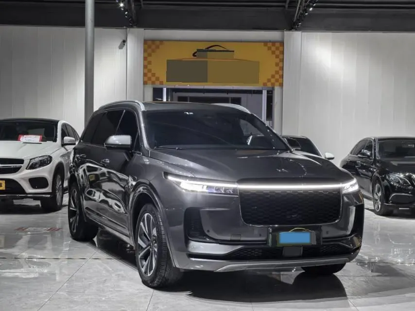 2021 Li ONE Range Extended 131HP REEV 40.5KWH,autocango,china used car exporter,china ev exporter,chinese used car exporter,chinese used ev exporter