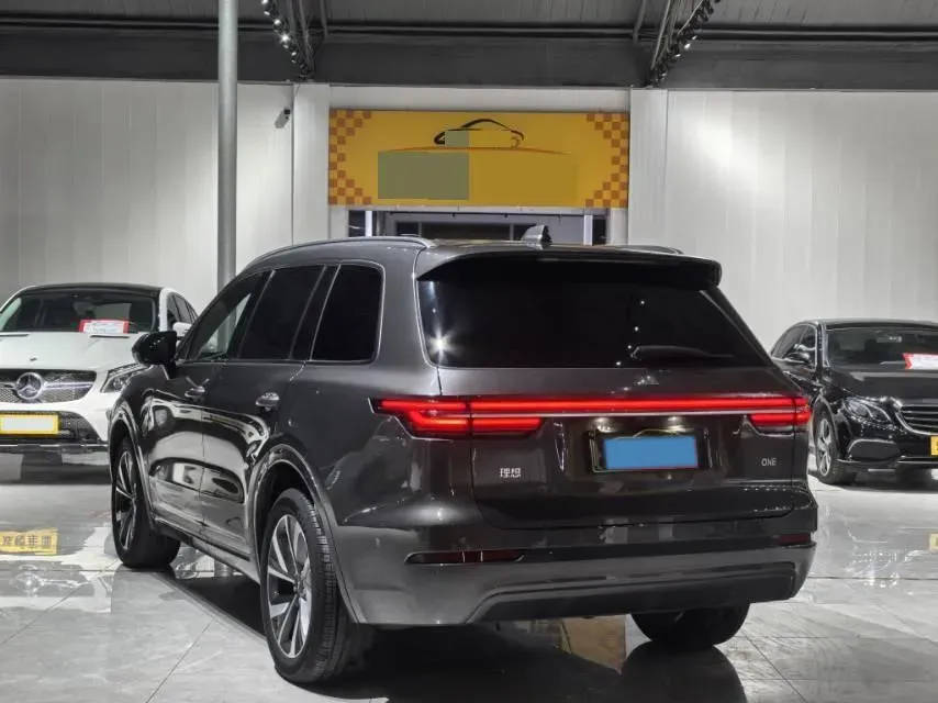 2021 Li ONE Range Extended 131HP REEV 40.5KWH,autocango,china used car exporter,china ev exporter,chinese used car exporter,chinese used ev exporter