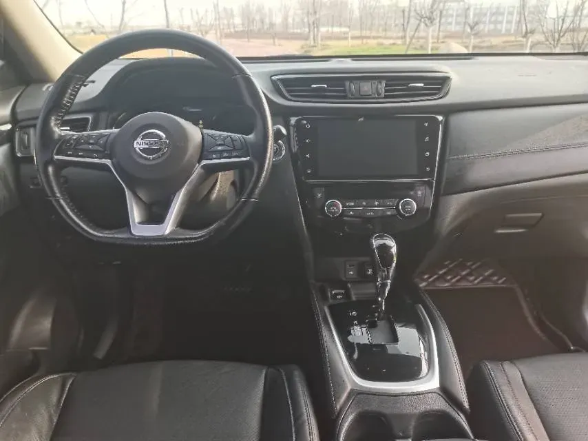 2021 Nissan X-Trail 2.0L 151HP L4 CVT,autocango,china used car exporter,china ev exporter,chinese used car exporter,chinese used ev exporter