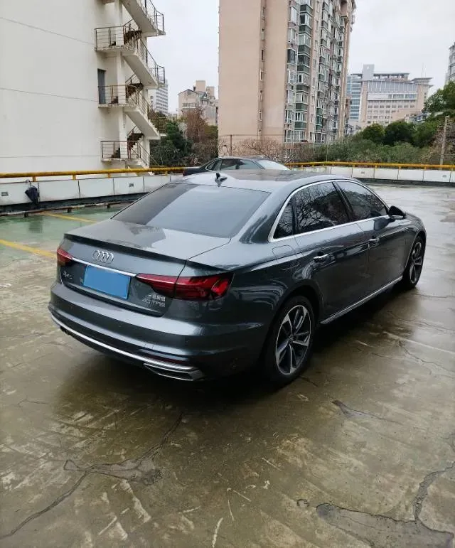 2020 Audi A4L 2.0T 190HP L4 7DCT,autocango,china used car exporter,china ev exporter,chinese used car exporter,chinese used ev exporter